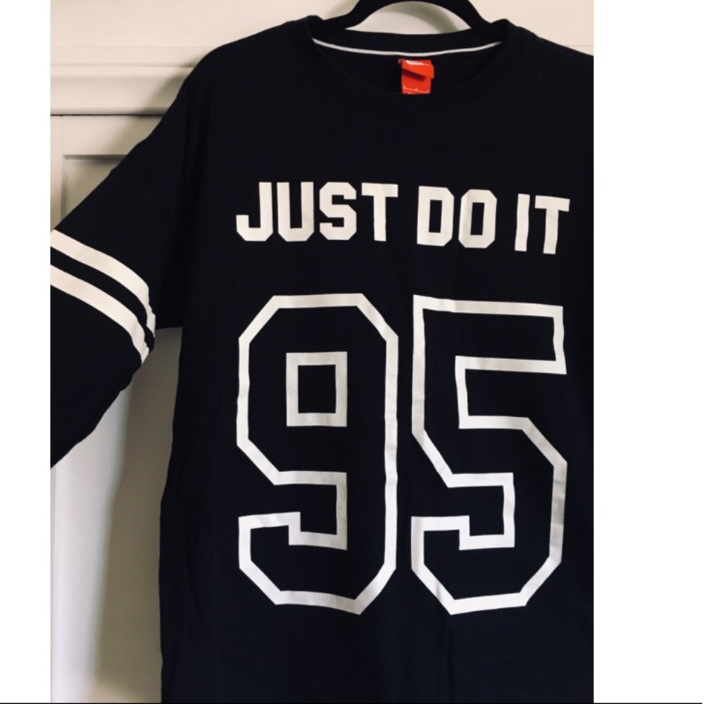 Nike ‘ Just Do It 95 ‘ Tee M